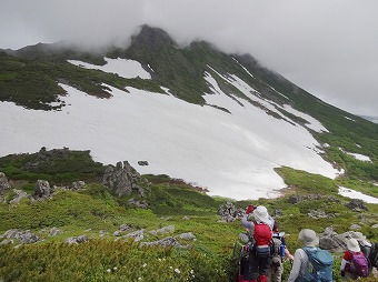 トムラウシ山へ