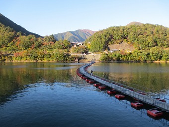 浮き橋