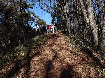 連行峰