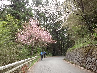 バス停へ