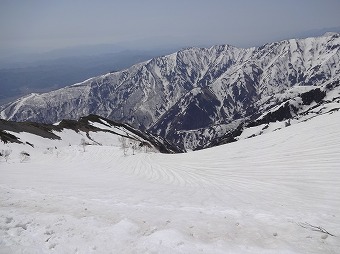 扇雪渓へ