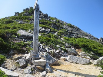 東沢岳直下