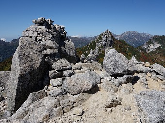 前烏帽子岳