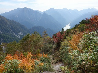 高瀬ダムと燕岳