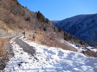 浅間尾根登山口