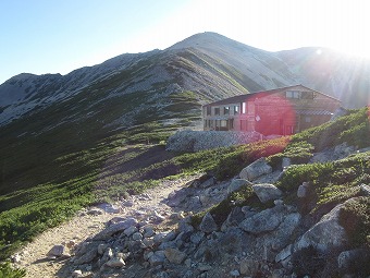 薬師岳山荘