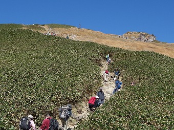 谷川岳山頂へ