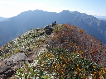 白毛門　山頂へ