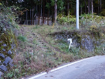 本社ヶ丸　登山口