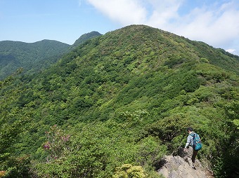 万三郎岳