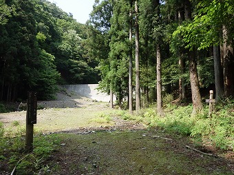 「不老の活路」登山口