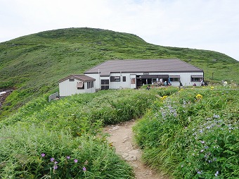 仏生池小屋