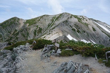 真砂乗越から別山へ