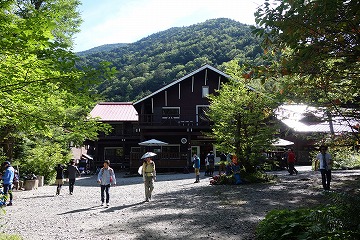 徳沢園