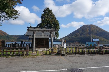 榛名御沼オカミ神社