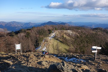 石尾根