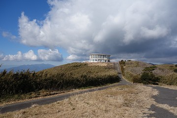 十国峠山頂へ