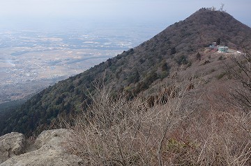 男体山