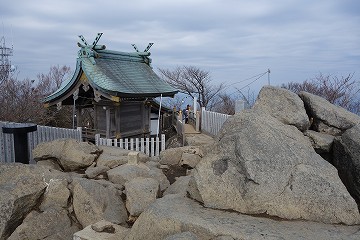 女体山山頂　御本殿