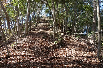 鶴島金剛山へ