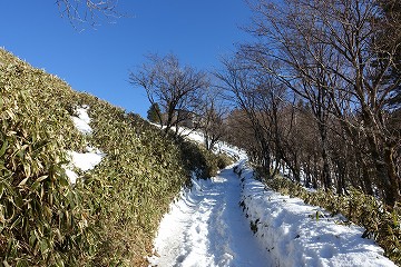 介山荘へ