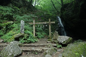 綾広ノ滝