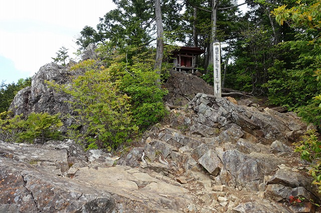 鶏冠神社「鶏冠山(黒川山)」